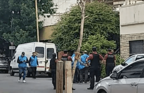 Hallaron muertas a una madre y su hija en una vivienda de Villa Luro: la puerta no había sido&nbsp;forzada